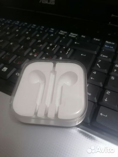 Кейс от airpods Apple