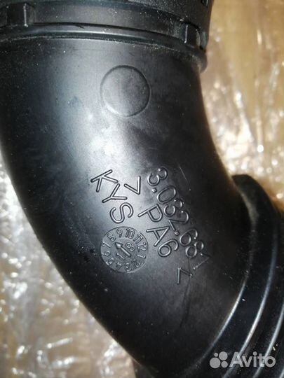 Патрубок воздушного фильтра Mercedes-Benz GLC-Кла