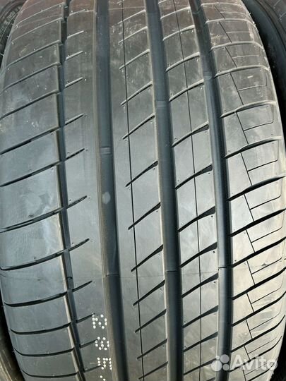 Kapsen RS26 Practical Max HP 245/45 R20 92W