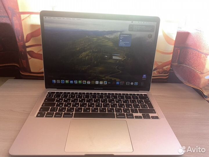 Apple MacBook Air M1 8/256gb