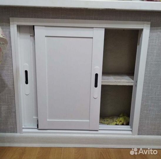 Пластиковый 