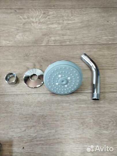 Верхний душ Grohe Tempesta 100