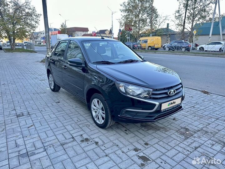 LADA Granta 1.6 МТ, 2022, 9 400 км