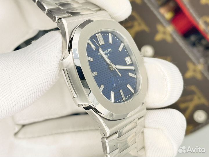 Наручные часы Patek Philippe Nautilus