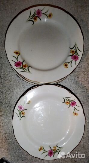 Тарелки фарфоровые японские