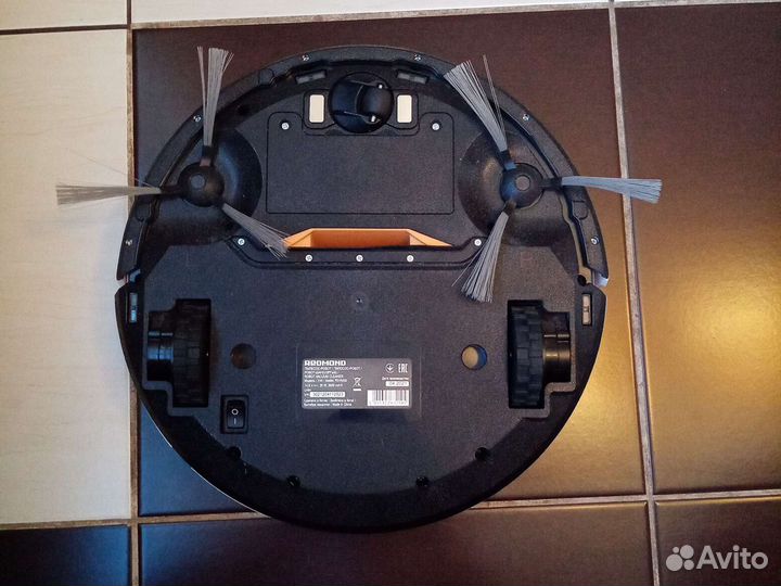 Робот-пылесос Redmond rv-r450