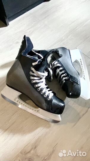 Коньки bauer supreme pro tuuk 42-43 размер