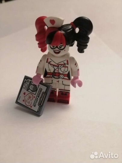 Lego минифигурки серии 71017
