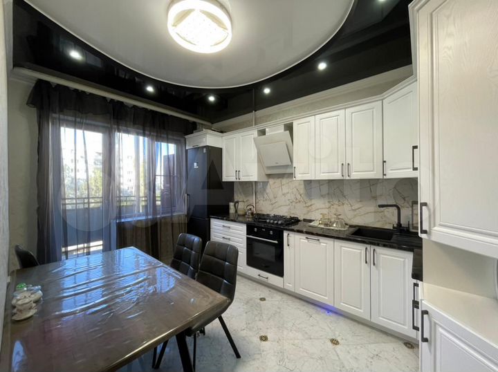 2-к. квартира, 74 м², 5/9 эт.