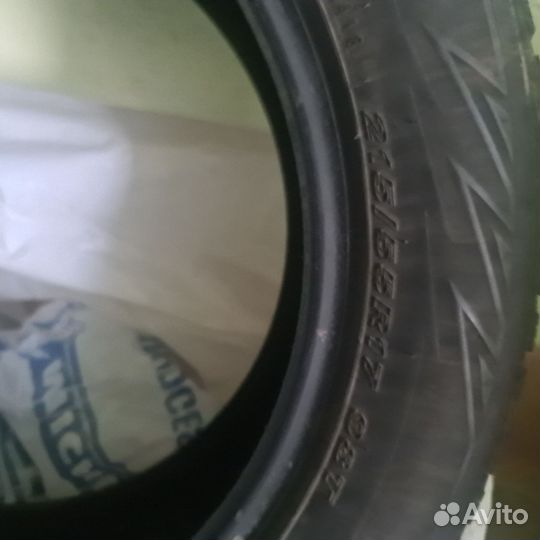 Nexen Aria AH7 215/55 R17 91