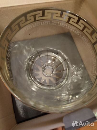 Рюмки на ножке