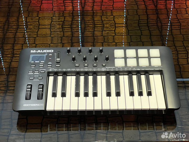 Новая Midi клавиатура M-Audio Oxygen 25 MKV