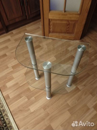 Столик (полка) для аудио апаратуры