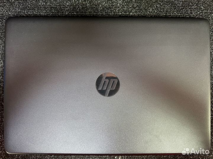 Ноутбук HP 15-bs025ur