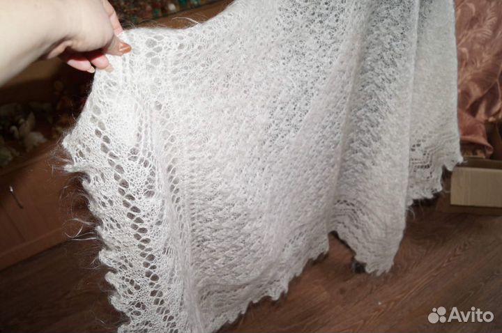 Шаль, паутинка из козьего пуха