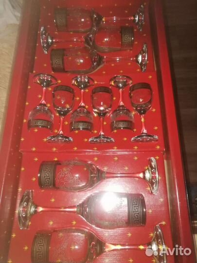 Набор бокалов