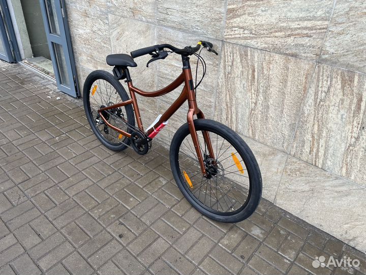 Велосипед Giant Momentum Vida