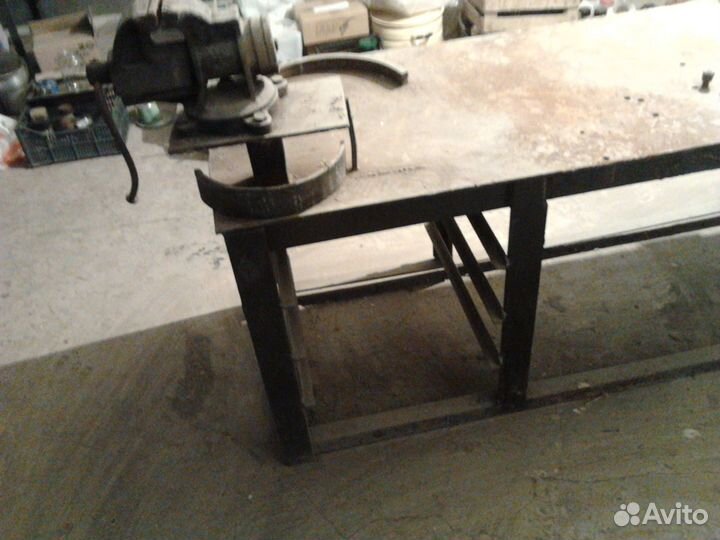 Стол слесарный металлический