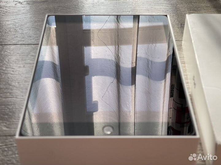 iPad 7 поколения 2019 32GB Wi-Fi нерабочий