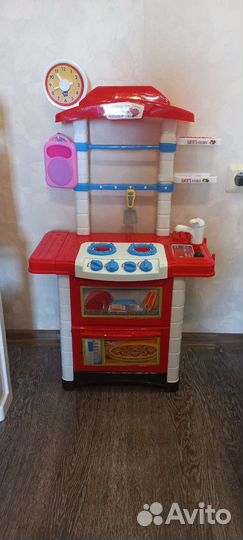 Детские игрушки кухня