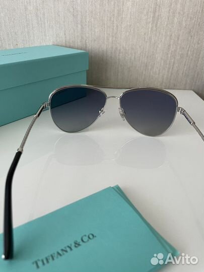 Солнцезащитные очки