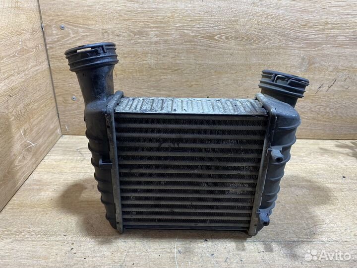 Интеркулер Volkswagen Passat B5 + 128252