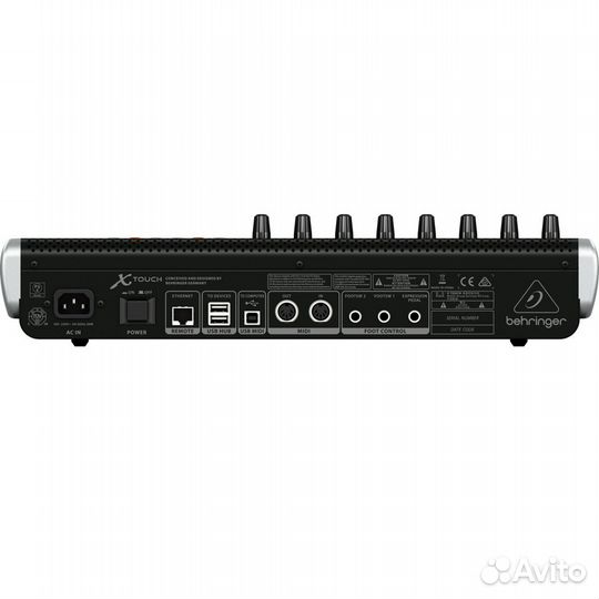 Behringer X-touch - универсальный USB контроллер