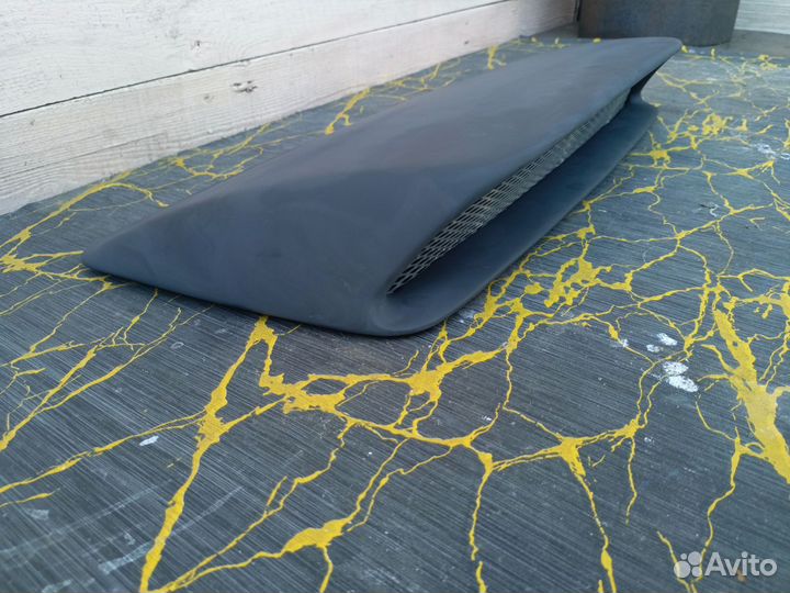 Ноздря на капот subaru