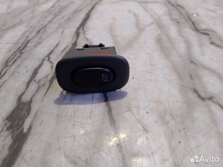 Кнопка стеклоподъемника двери задняя правая Saab