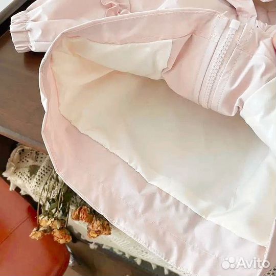 Ветровка для девочки