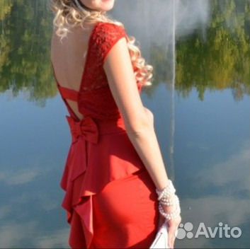 Вечернее платье