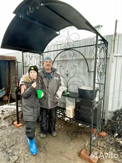 Мангальная зона с крышей