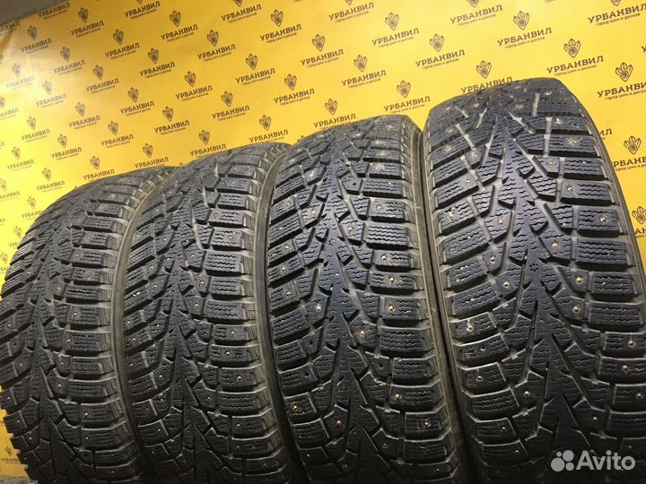 Maxxis ArcticTrekker NP3 215/60 R17 100T