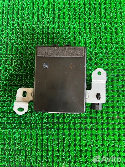 Блок управления Toyota Sequoia