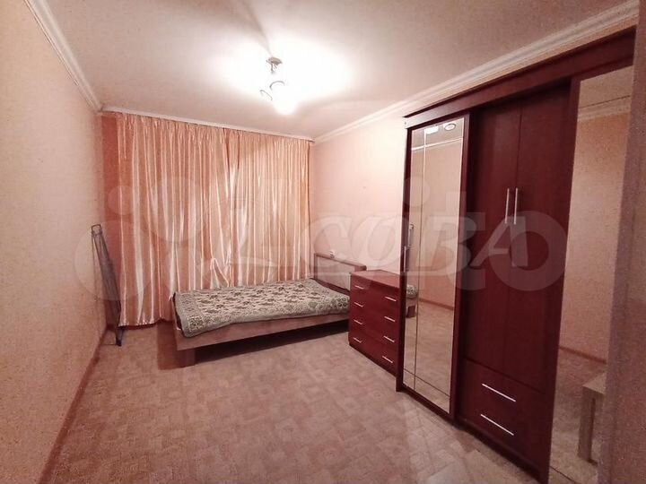 2-к. квартира, 58 м², 1/10 эт.