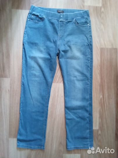 Продаю джинсы