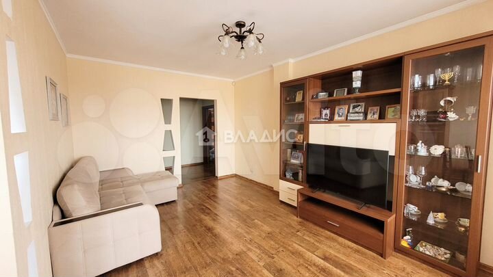 3-к. квартира, 101 м², 3/9 эт.