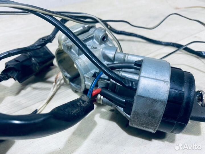 Замок зажигания Chevrolet Niva 2123 2006