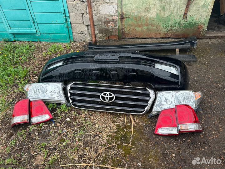 Toyota land cruiser 200 передний бампер 2011