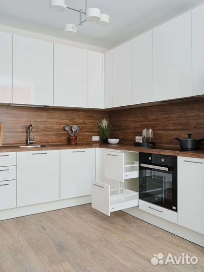 Кухня угловая белая от производителя