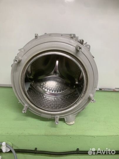 Бак стиральной машины Electrolux с сушкой