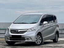 Honda Freed 1.5 CVT, 2011, 64 000 км, с пробегом, цена 970 000 руб.