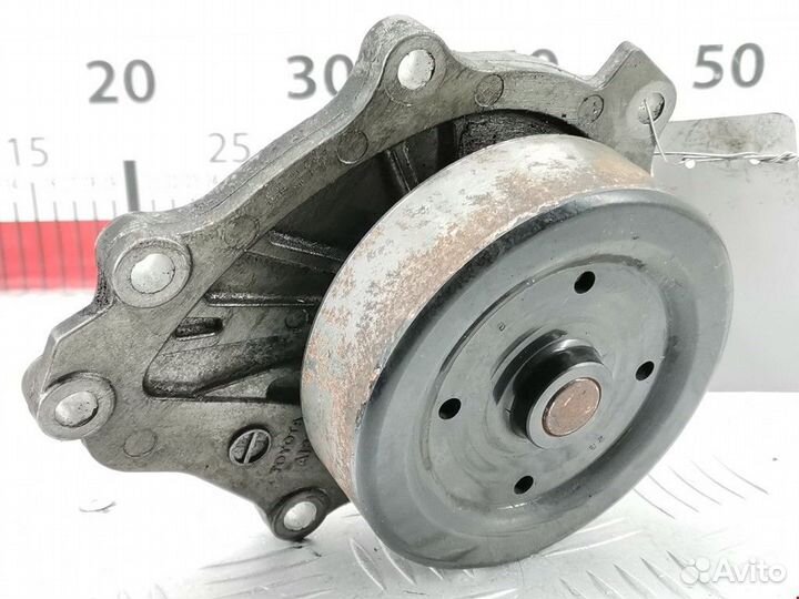 Помпа Toyota Corolla Verso рест. 2007 16100-09340