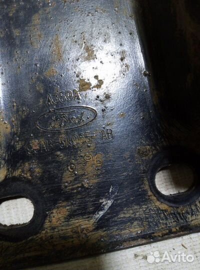 Кронштейн крепления задней балки Форд Эскорд