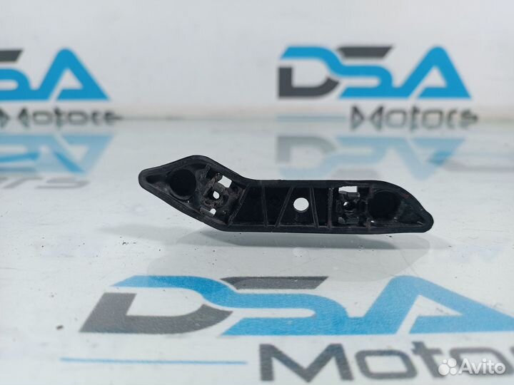 Кронштейн переднего левого крыла BMW 1 F20/F21