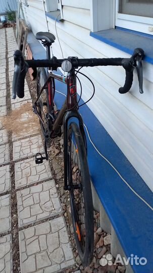 Шоссейный велосипед GT grade elite