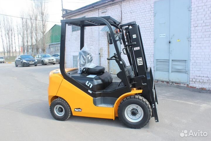 Вилочный погрузчик UN Forklift FD20, 2023