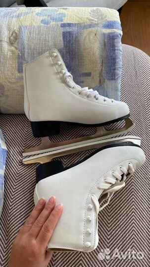 Коньки женские Carmen nordway, размер 40