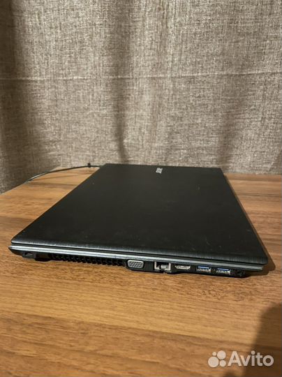 Ноутбук Acer E5-573G-33H7 черный
