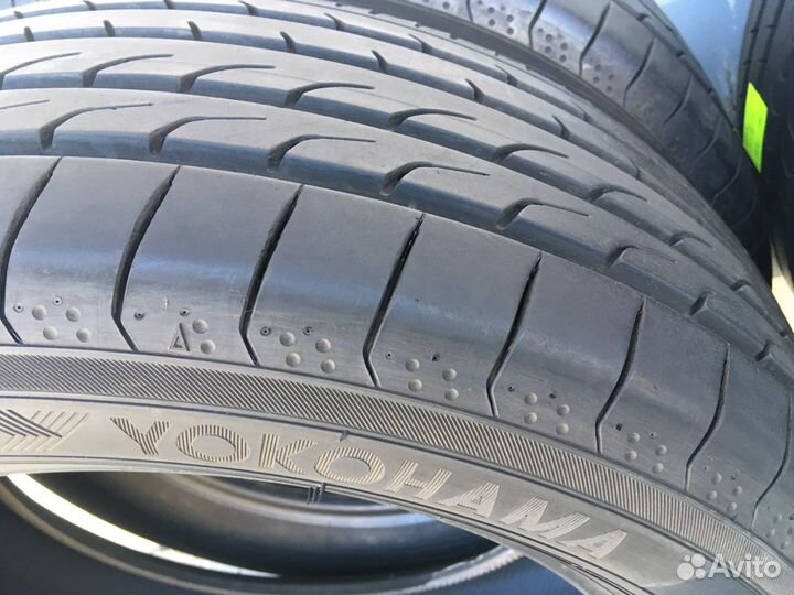 Yokohama BluEarth RV-01 215/55 R17